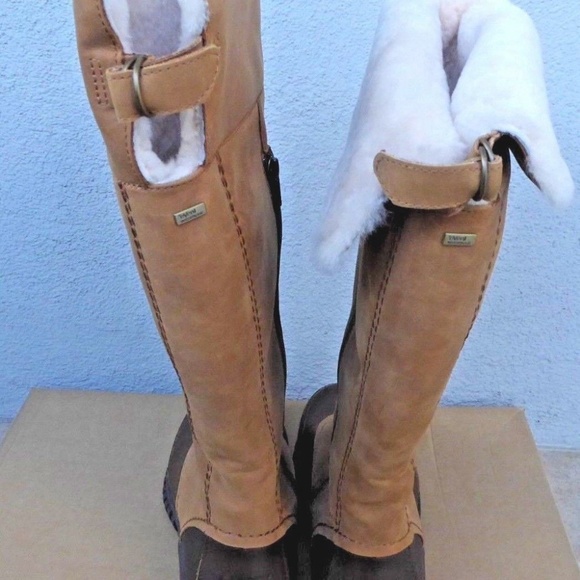 New UGG Miko Waterproof Leather Boots - Picture 4 of 10